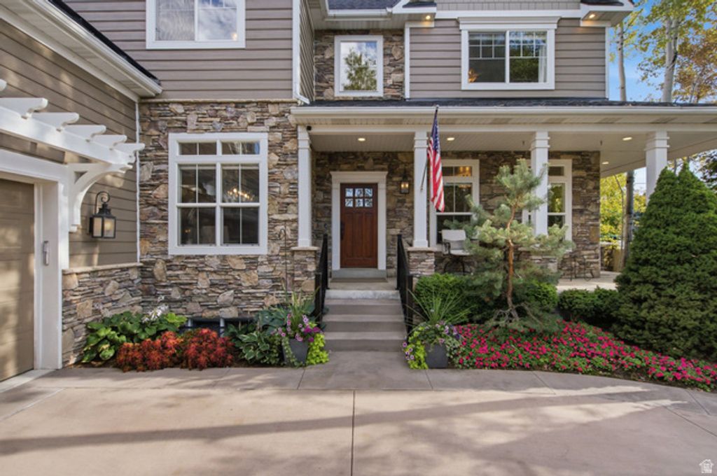 3226 E MARTHAS CV, Cottonwood Heights, UT 84093 — photo 4