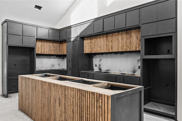 1494 Irigoyen Ct, Corpus Christi, TX 78415