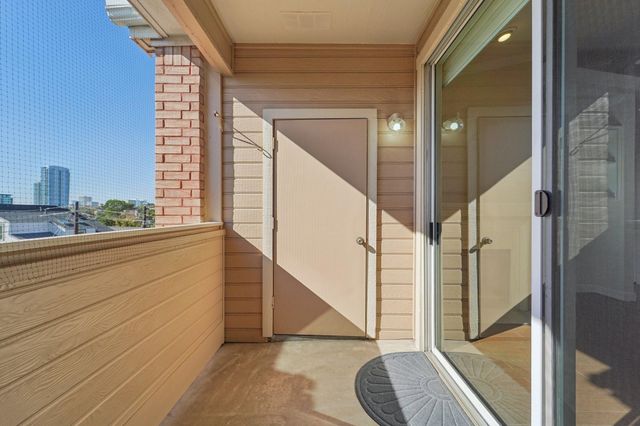 2111 Welch Street A318, Houston, TX 77019