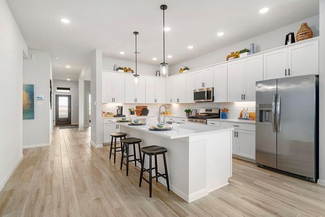 42730 Loma Vista Court, Magnolia, TX 77354