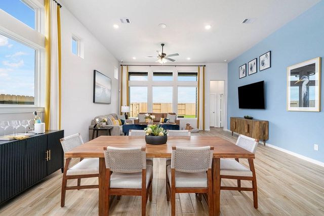 42730 Loma Vista Court, Magnolia, TX 77354