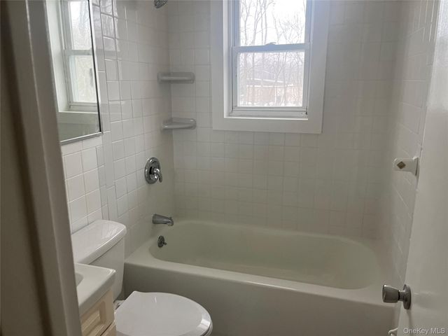 27 N Rte 303 4, Congers, NY 10920