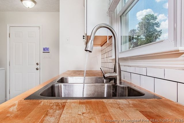 11 Overlook Road S, Cameron, NC 28326