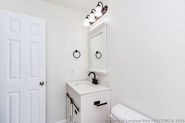 11 Overlook Road S, Cameron, NC 28326