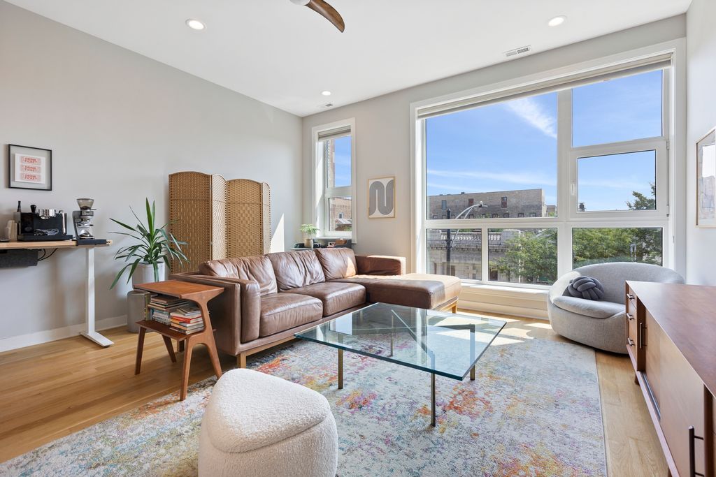 1810 S Racine Avenue 3, Chicago, IL 60608 — photo 3