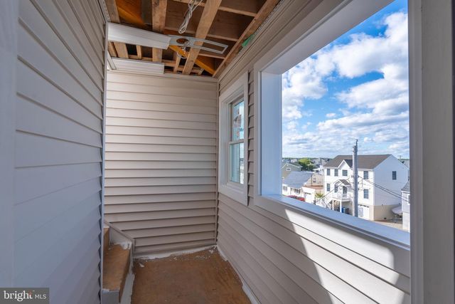 1351 PAUL BLVD, Manahawkin, NJ 08050