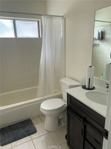 20910 Calwood Street, Saugus, CA 91350