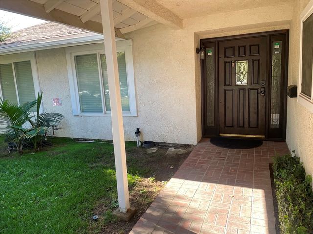 20910 Calwood Street, Saugus, CA 91350