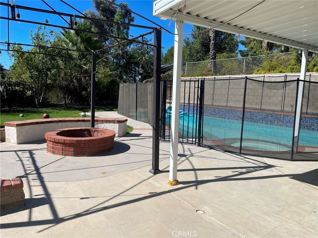 20910 Calwood Street, Saugus, CA 91350