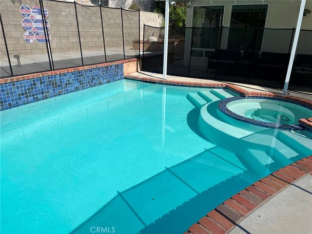 20910 Calwood Street, Saugus, CA 91350