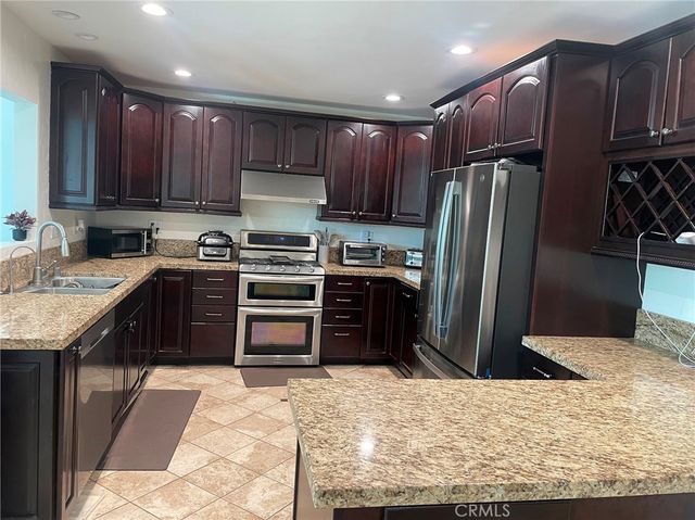 20910 Calwood Street, Saugus, CA 91350