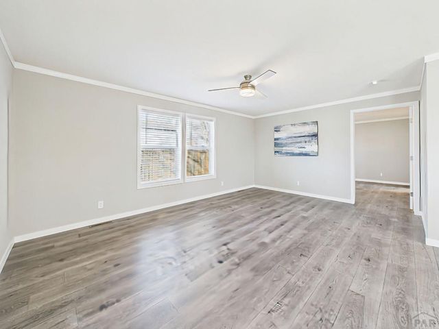 105 E Cellini Dr, Pueblo, CO 81007