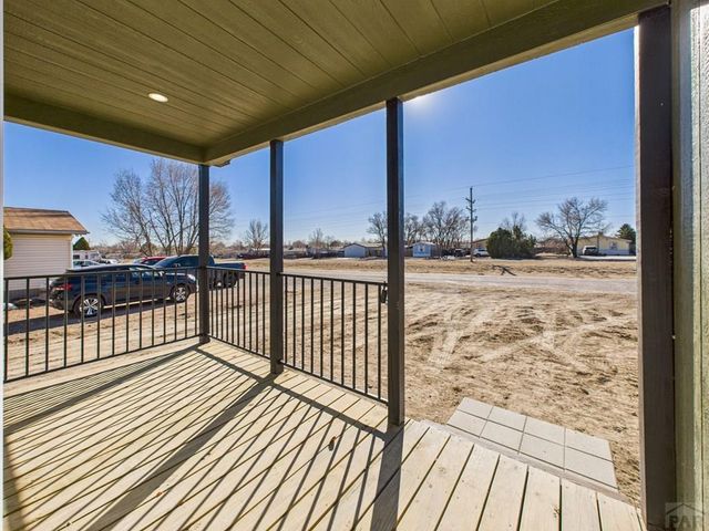 105 E Cellini Dr, Pueblo, CO 81007