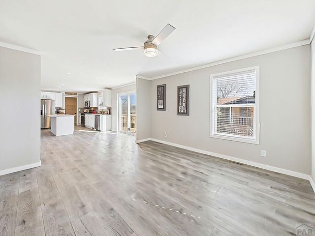 105 E Cellini Dr, Pueblo, CO 81007