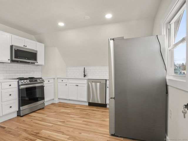 101 Noble Avenue, Milford, CT 06460