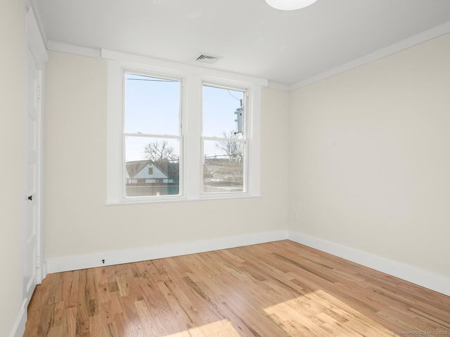 101 Noble Avenue, Milford, CT 06460