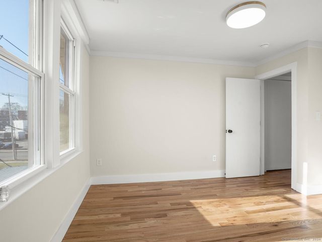 101 Noble Avenue, Milford, CT 06460