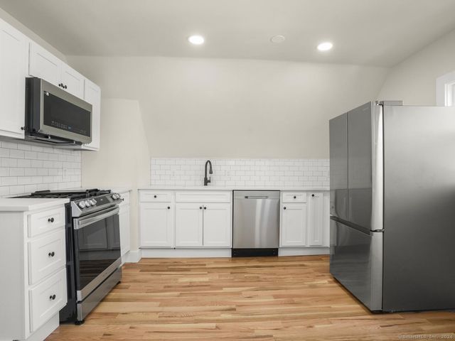 101 Noble Avenue, Milford, CT 06460