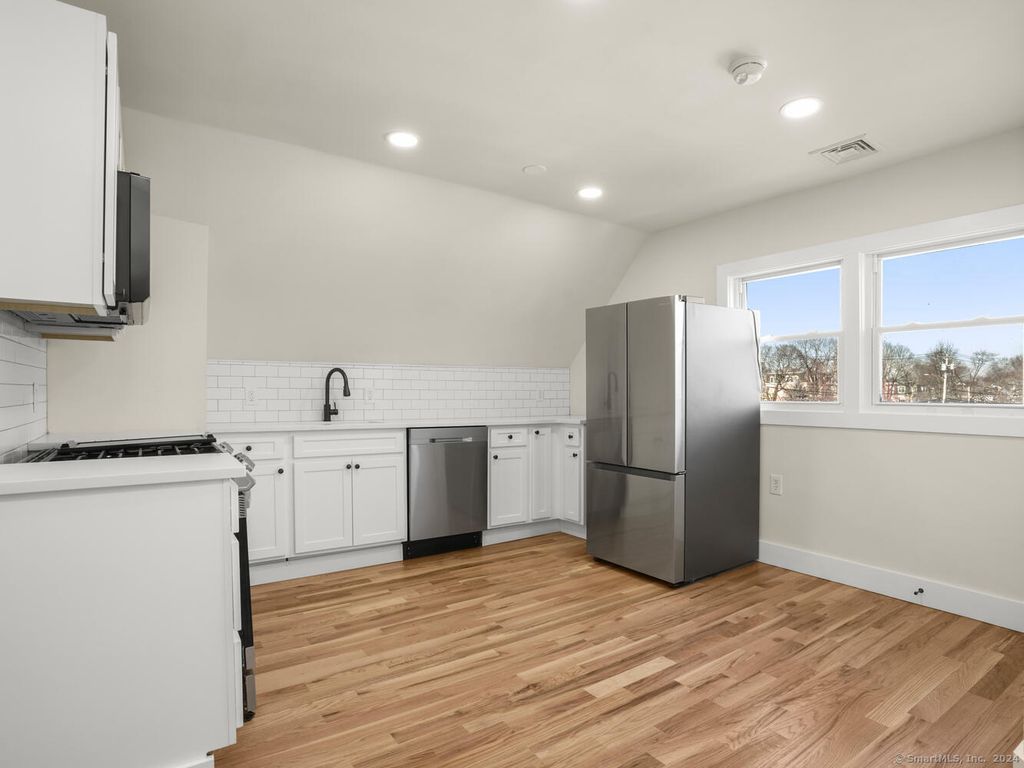 101 Noble Avenue, Milford, CT 06460