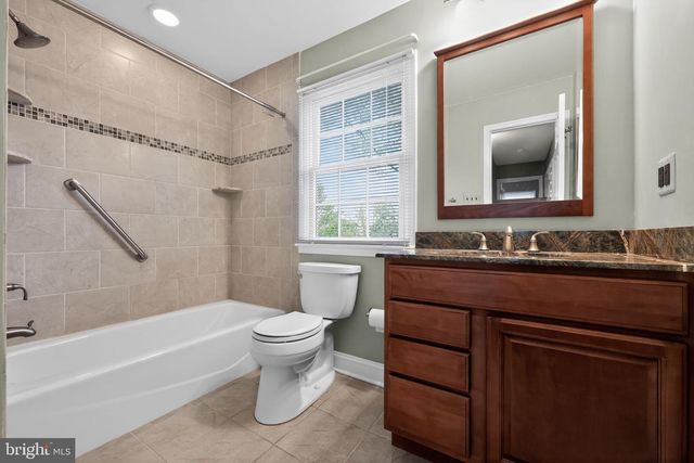 57 TAR HEELS RD, Hamilton, NJ 08619