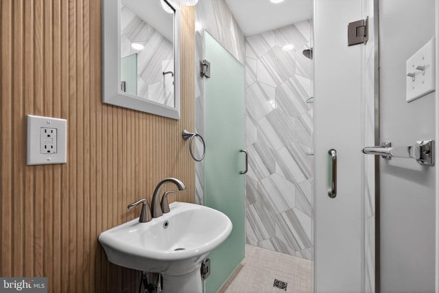 57 TAR HEELS RD, Hamilton, NJ 08619