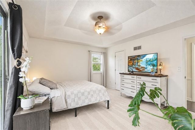 3502 NW Lake Drive, Lee's Summit, MO 64064