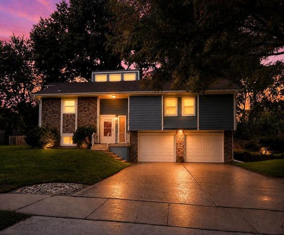 3502 NW Lake Drive, Lee's Summit, MO 64064