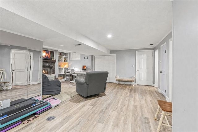 3502 NW Lake Drive, Lee's Summit, MO 64064