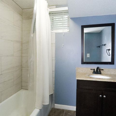 3502 NW Lake Drive, Lee's Summit, MO 64064