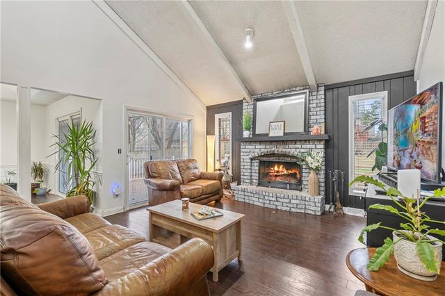 3502 NW Lake Drive, Lee's Summit, MO 64064