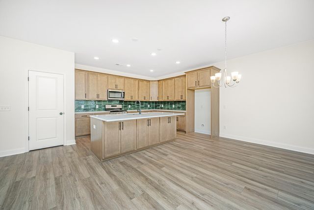 127 Augusta Pass Drive, Ridgeville, SC 29472