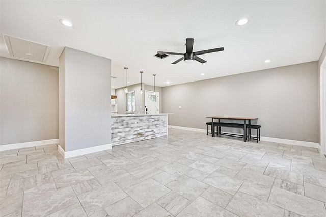 16502 Diana Lane, Houston, TX 77062