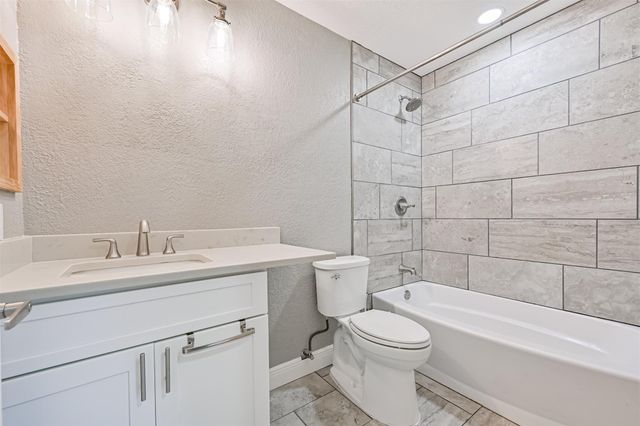 16502 Diana Lane, Houston, TX 77062
