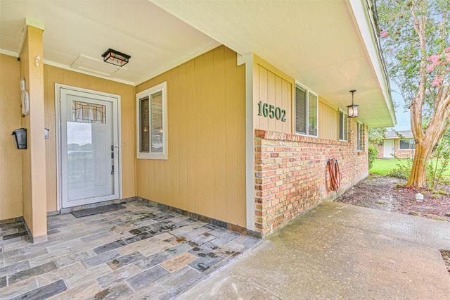 16502 Diana Lane, Houston, TX 77062