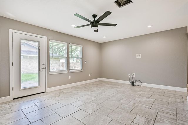 16502 Diana Lane, Houston, TX 77062