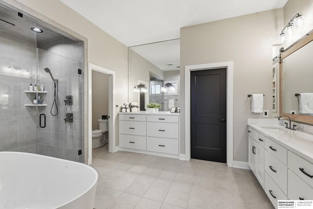 21545 B Street, Elkhorn, NE 68022
