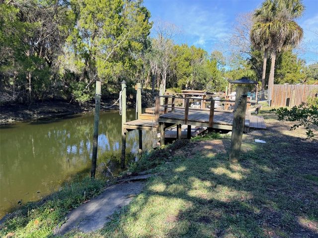 12 PALM DRIVE, Yankeetown, FL 34498