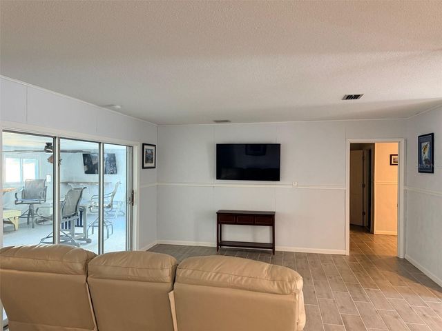 12 PALM DRIVE, Yankeetown, FL 34498