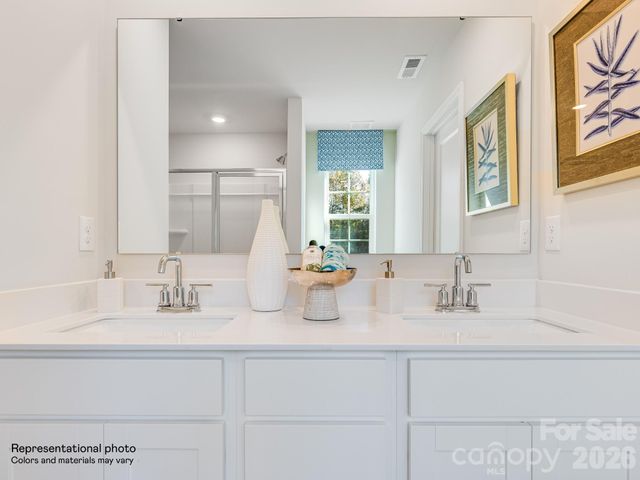 1205 Sloane Drive 44, Bessemer City, NC 28016