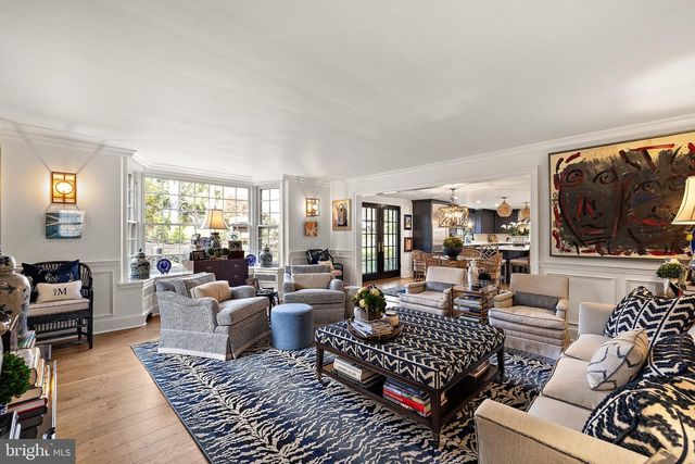 302 STONE BROOK DR, Wilmington, DE 19807