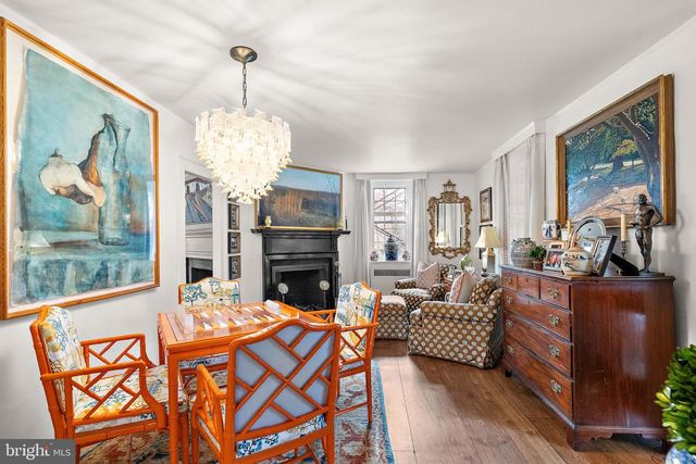 302 STONE BROOK DR, Wilmington, DE 19807