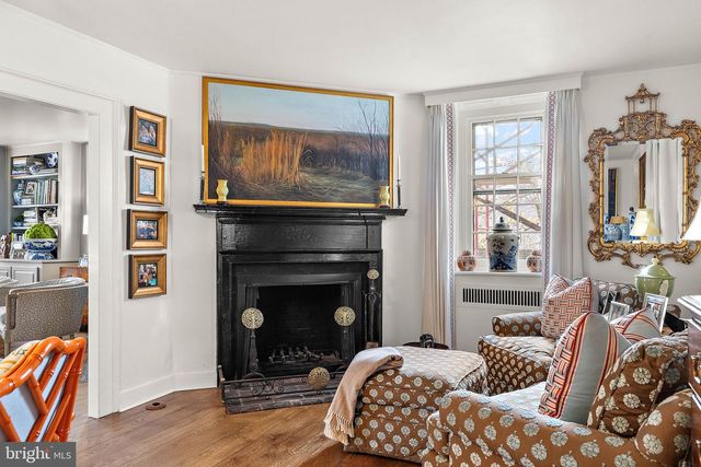 302 STONE BROOK DR, Wilmington, DE 19807