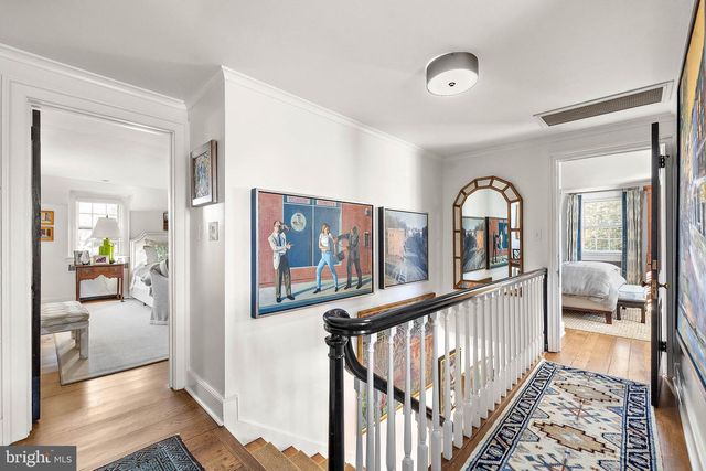 302 STONE BROOK DR, Wilmington, DE 19807