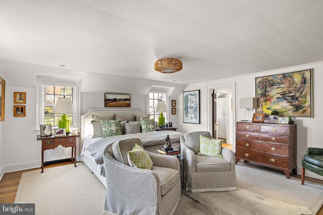 302 STONE BROOK DR, Wilmington, DE 19807