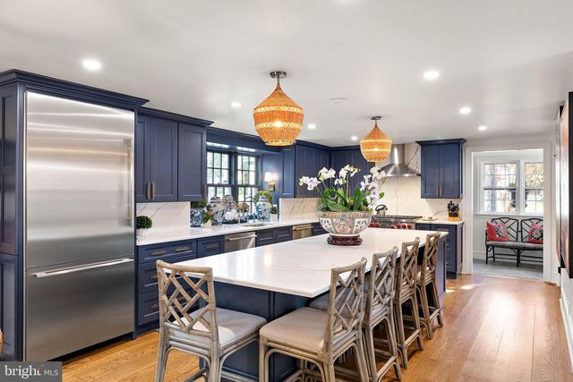 302 STONE BROOK DR, Wilmington, DE 19807