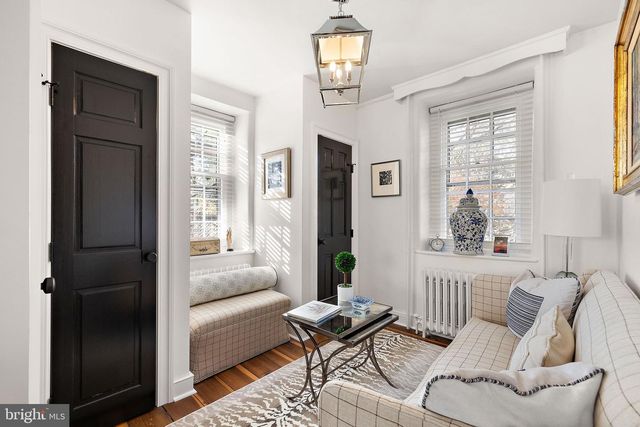 302 STONE BROOK DR, Wilmington, DE 19807