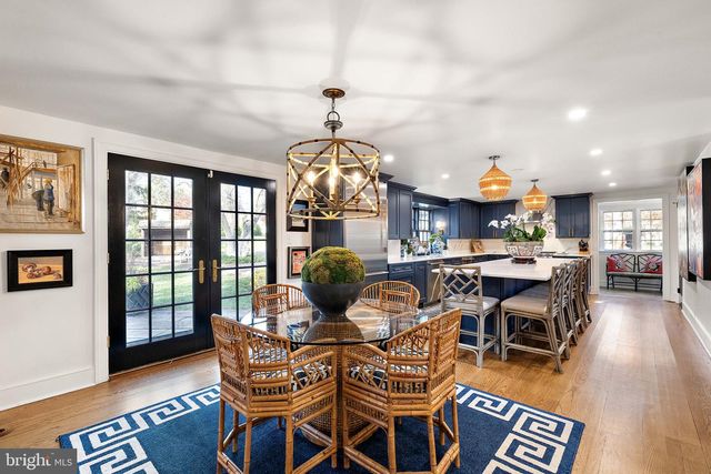 302 STONE BROOK DR, Wilmington, DE 19807