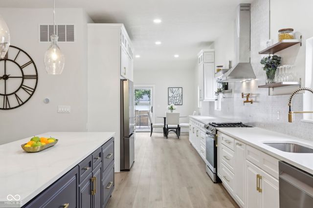 560 Jefferson Avenue, Indianapolis, IN 46201