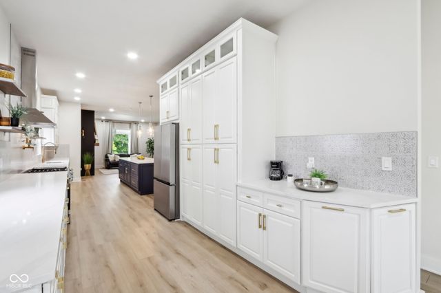 560 Jefferson Avenue, Indianapolis, IN 46201