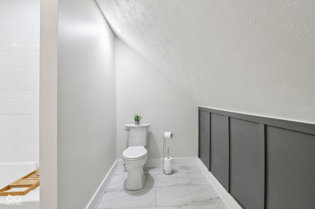 560 Jefferson Avenue, Indianapolis, IN 46201